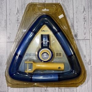 GA Pool Products Triangular Pool Vacuum Head – New (NOS)